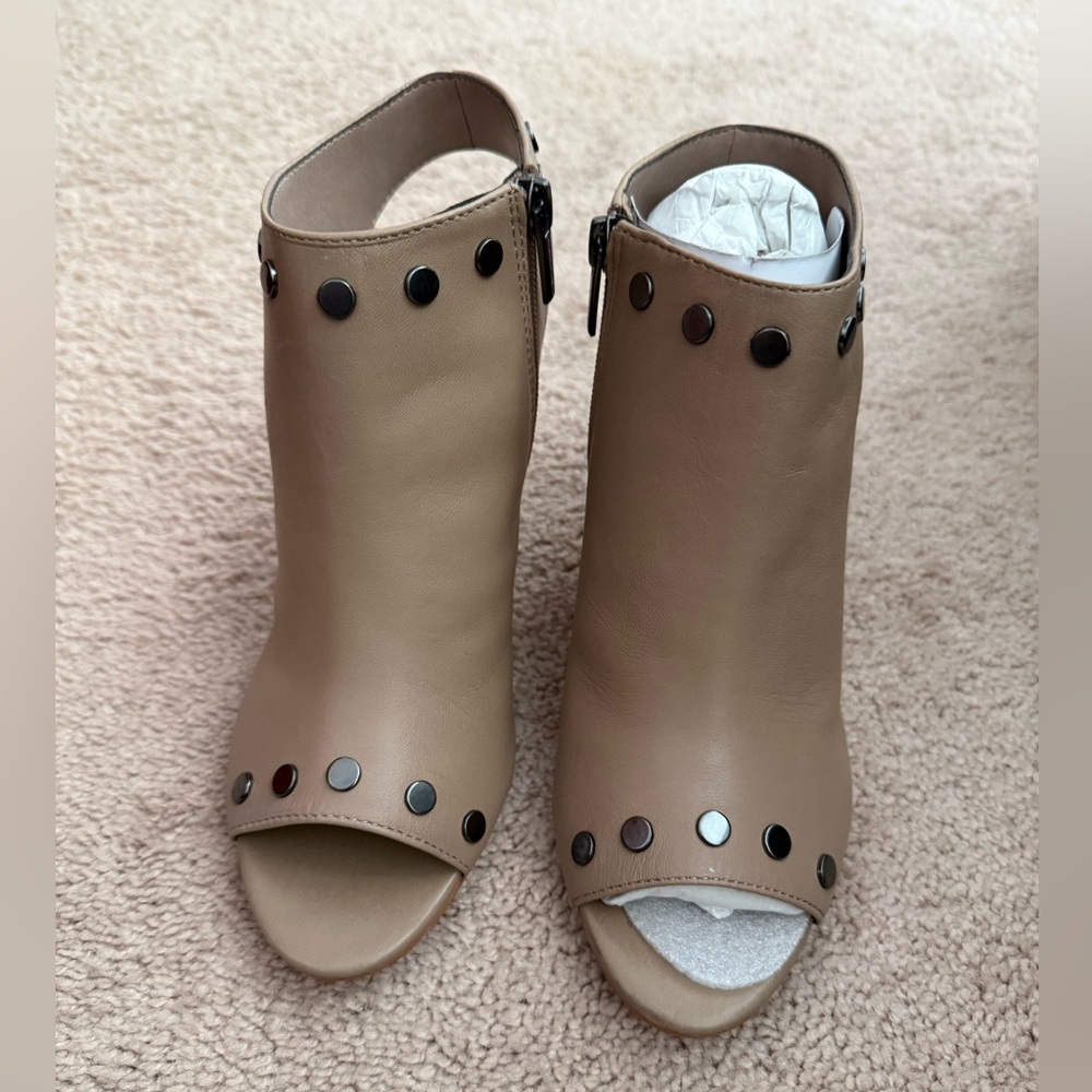 Vince Camuto Tan Peep-Toe Studded Ankle Mules
